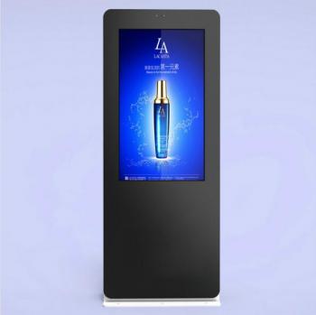 教你选择性价比高的户外广告机